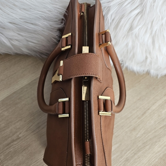 SOLD⚠️ Authentic Yves Saint Laurent Cabas chyc - Picture 4 of 17